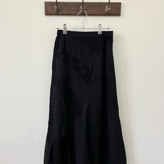 filo e filo 블랙 자수 롱 스커트