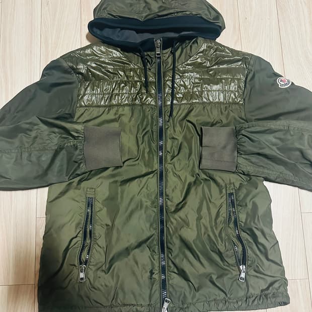 몽클레어 바람막이 몽클레르