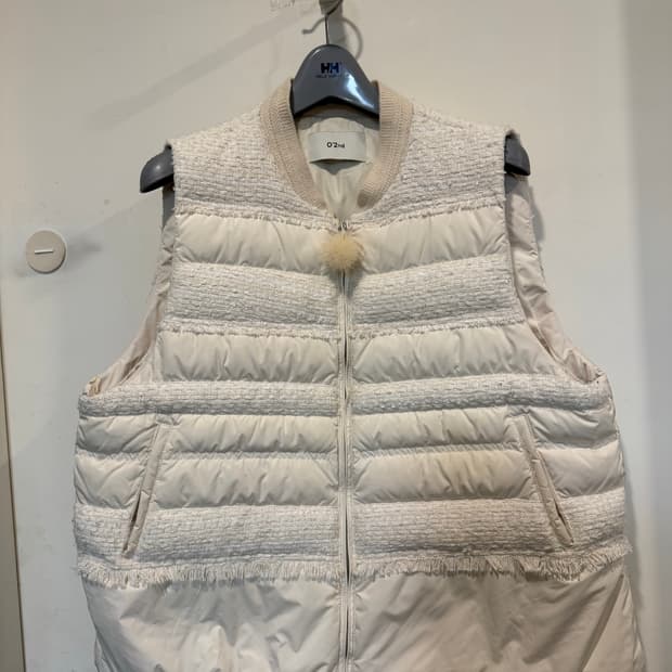 o2nd 오즈세컨 구스 트위드 패딩 조끼