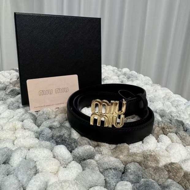 미우미우 여성 벨트