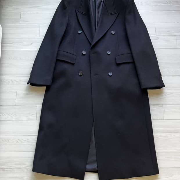 Cashmere double-breasted coat [M]