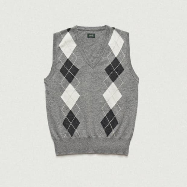 (새상품) 더바넷 Grey argyle knit vest