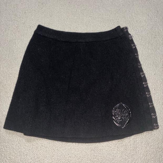 배드블러드 후크 치마