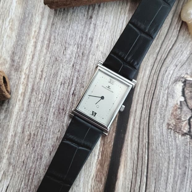 정품 예거르쿨트르 스틸 스퀘어 울트라씬 남여공용 쿼츠 시계