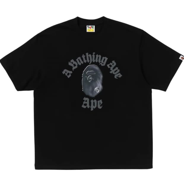 베이프 고딕 컬리지 릴렉스드 핏 티셔츠 블랙