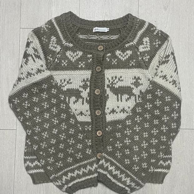 Earth music 코위찬 가디건