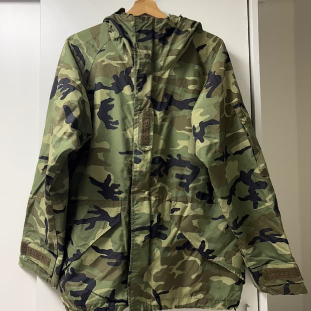 메데코 밀리터리 자켓