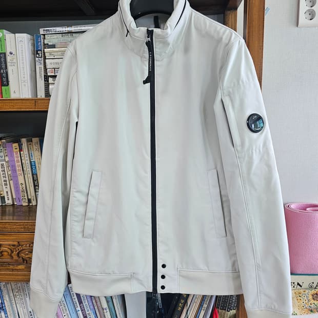 105,110)씨피컴퍼니 cp Company나일론 자켓 팔아요 xl