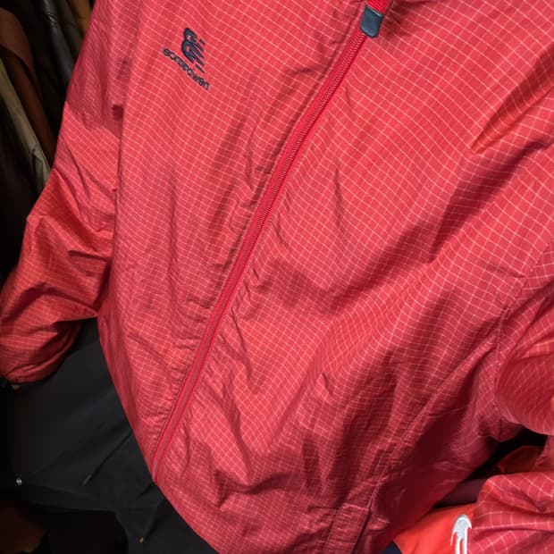 뉴발란스 패딩직업