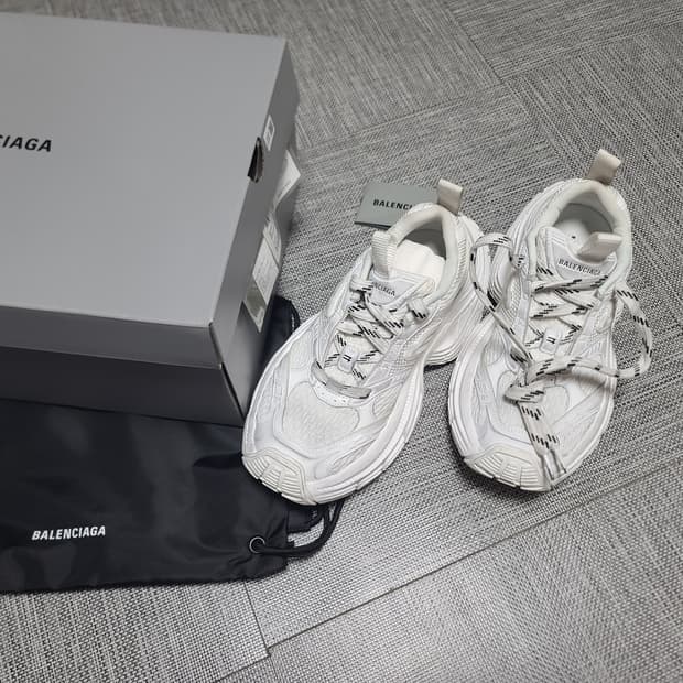발렌시아가 6xl 스니커즈 38 250 명품 신발