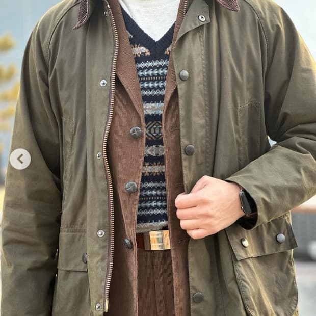 바버(Barbour)클래식 뷰포트 왁스 자켓
