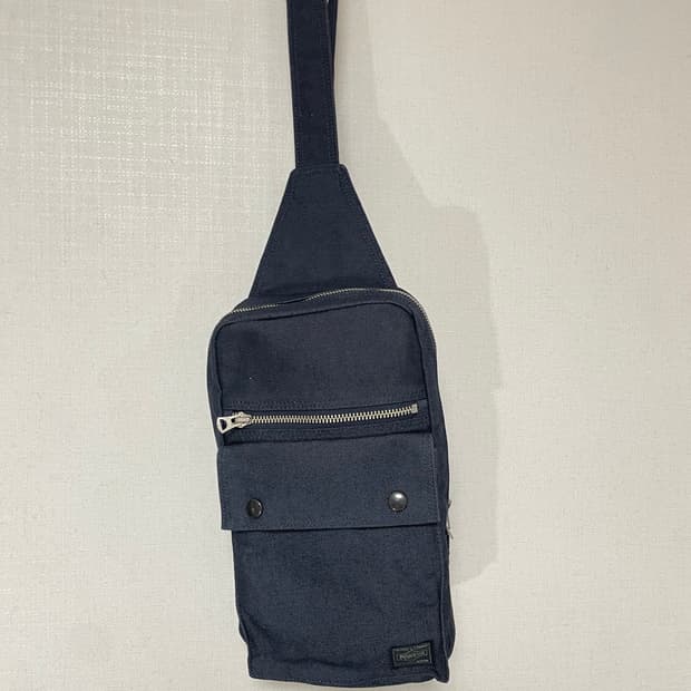 포터 슬링백 네이비 정품