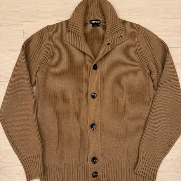톰포드 울실크 가디건 48사이즈