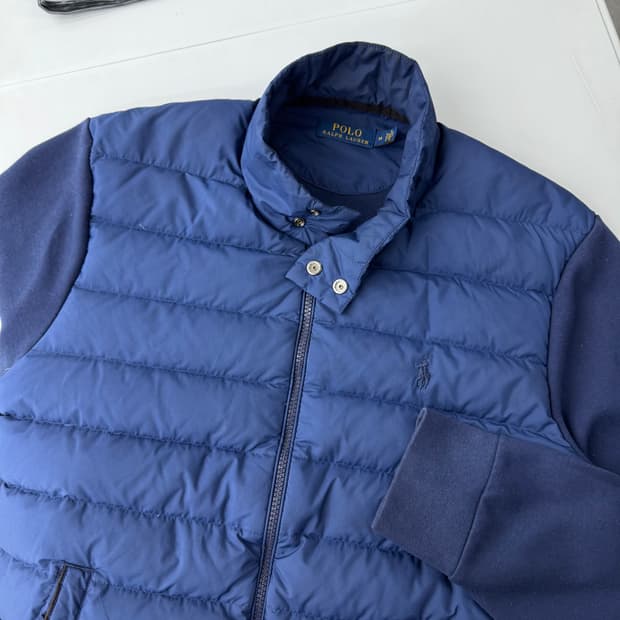 폴로 경량패딩 