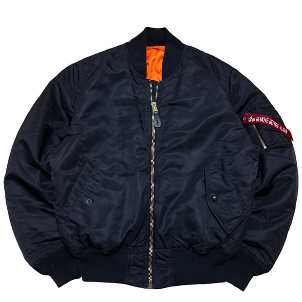 알파인더스트리 ma-1 블랙 항공점퍼