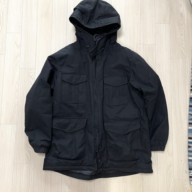 유니클로 엔지니어드 가먼츠 필드 파카