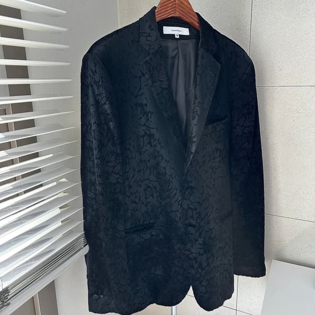 사스콰치패브릭스 벨벳 블레이저