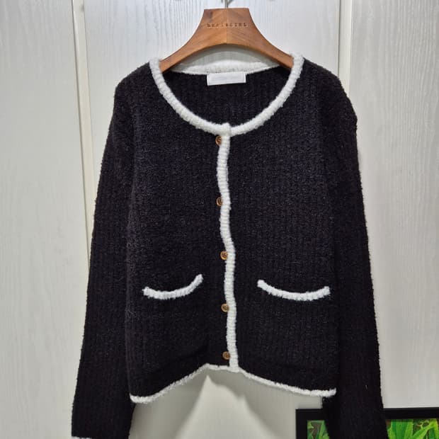 브래이시걸 블랙 트위드 가디건