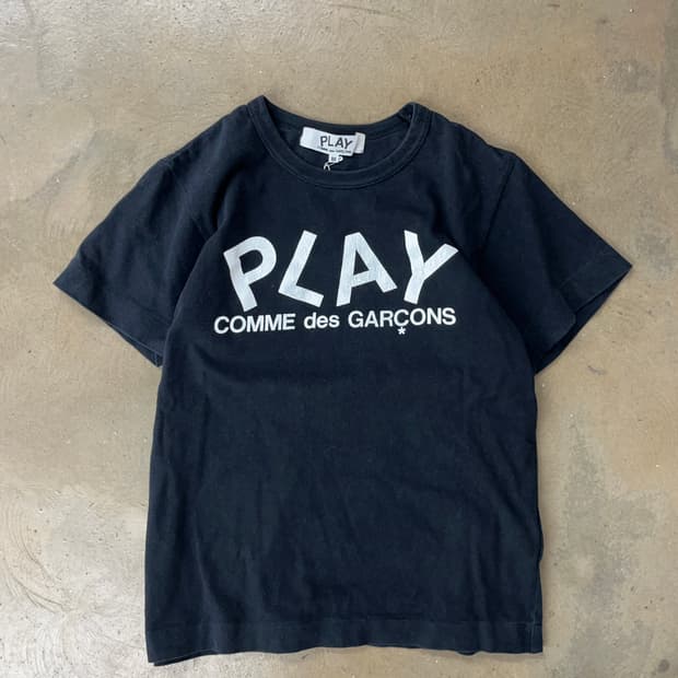 Comme des Garcons PLAY