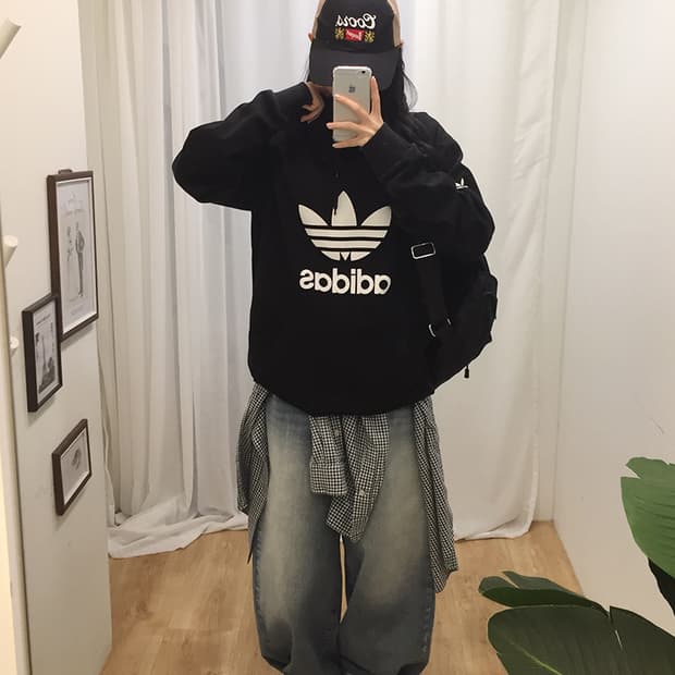 Unisex Adidas Hoodie 105