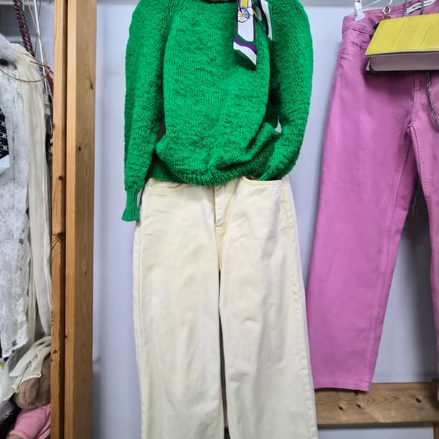 그린 핸드메이드 봄니트. 임블리 파스텔 면팬츠