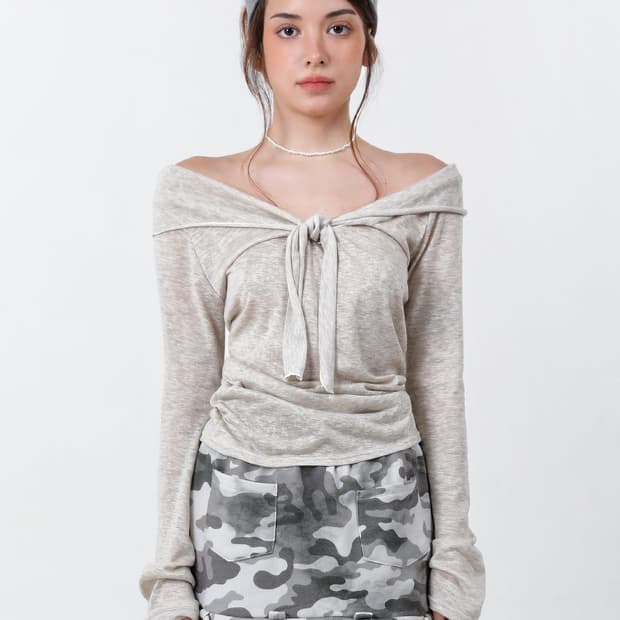 오운서 마리나무드 소프트 오프숄더 티셔츠 베이지 리본스트랩투웨이매듭브이넥