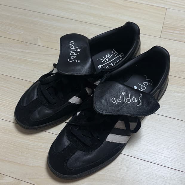 아디다스 스페지알 핸드볼 코어 블랙 클라우드 화이트 270