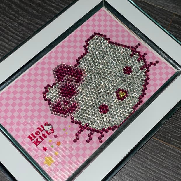 나눔) 헬로키티 큐빅 탁상액자 갸루 키치 방꾸템