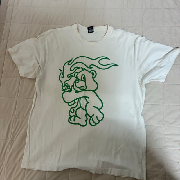 Lmc 반팔 배어 그래픽