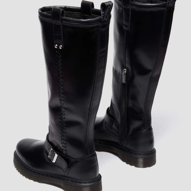 Dr.Martens 애니스톤 니하이 부츠