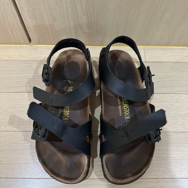 버켄스탁 리오 샌들 블랙 225