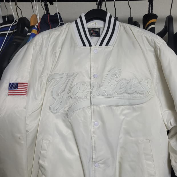 양키스 화이트 스타디움 자켓