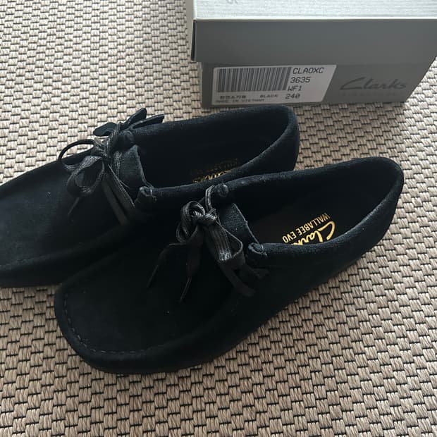 (새거)클락스왈라비여성240