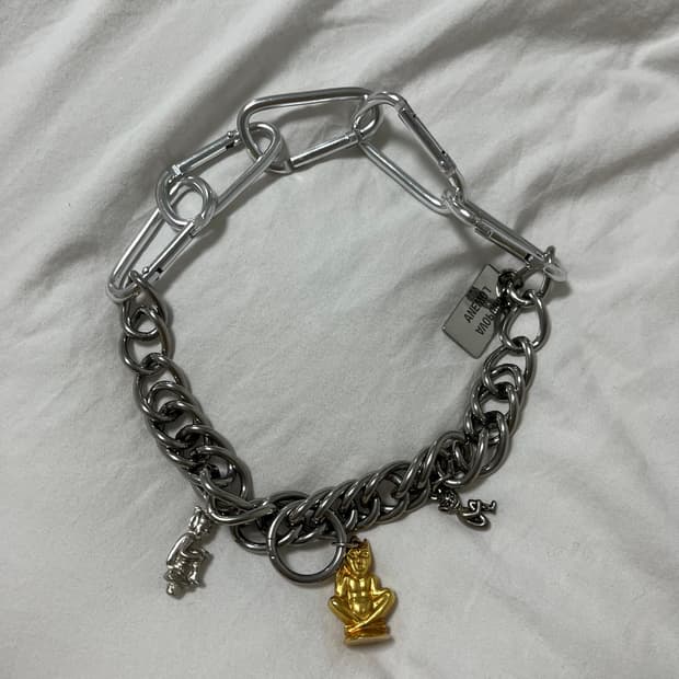 초포바 로위나 참 넥클리스 목걸이