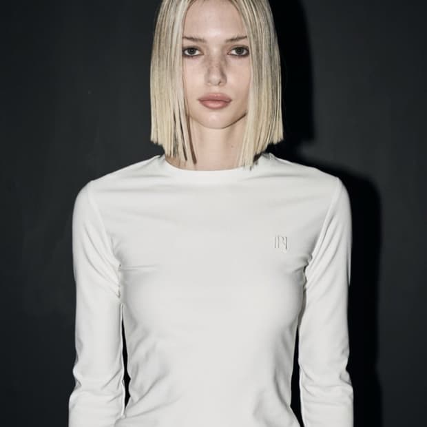 보헤미안서울 BASIC SEMI CROP TEE 베이직 세미 크롭티