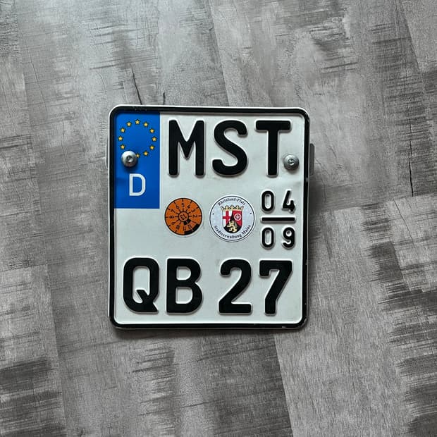 올드 베스파, 람브레타 튜닝용 독일 번호판 인테리어 소품