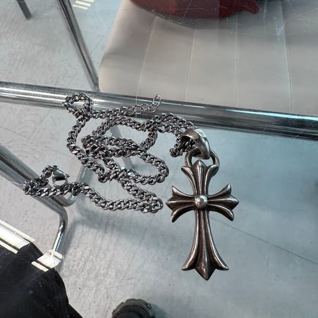 크롬하츠 chrome hearts 십자가 크로스 베일 목걸이