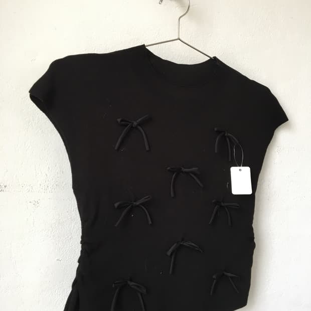 Ribbon pattern knit top