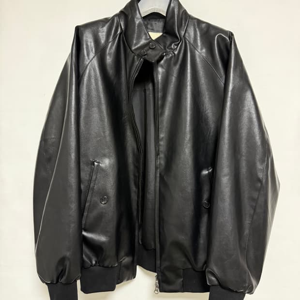 시야쥬 페이크 레더 바라쿠타 자켓