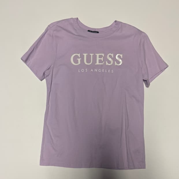 여성 게스 Guess 스펠아웃 반팔 티셔츠 S 연보라