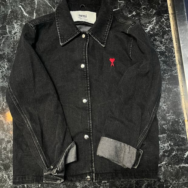 아미 데님자켓