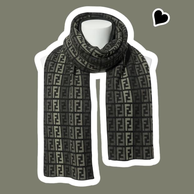 정품 펜디 카키 쥬카 머플러