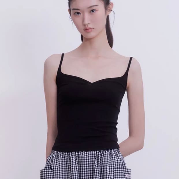 이너뮤지엄 스윗 하트 캐미솔 나시
