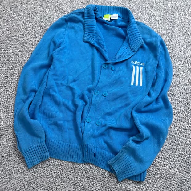 아디다스(Adidas) 숄카라 더블 버튼 니트 가디건