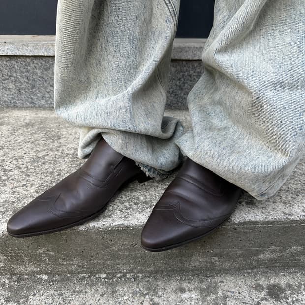 00s 빈티지 구찌 가죽 포이트 토 로퍼