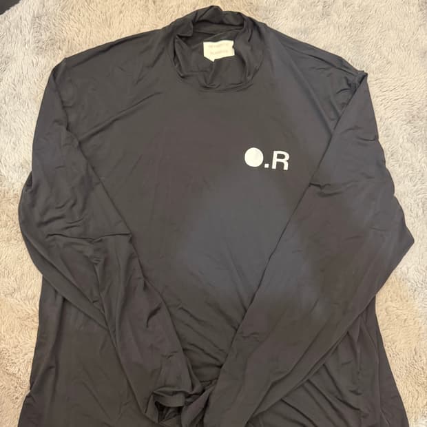 옵티미스틱 러너스 롱슬리브 