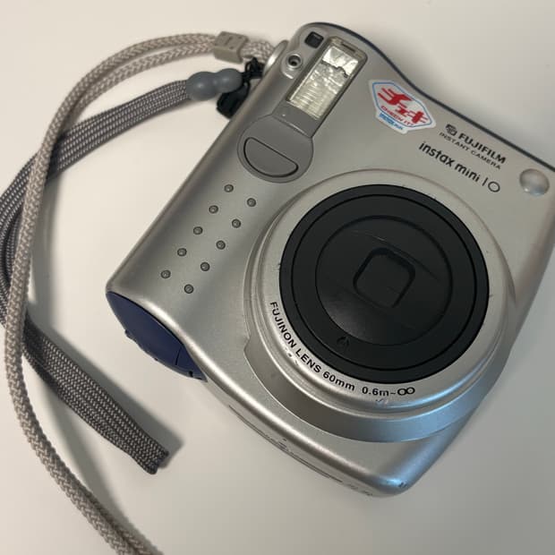 후지필름 인스탁스 미니 10 카메라