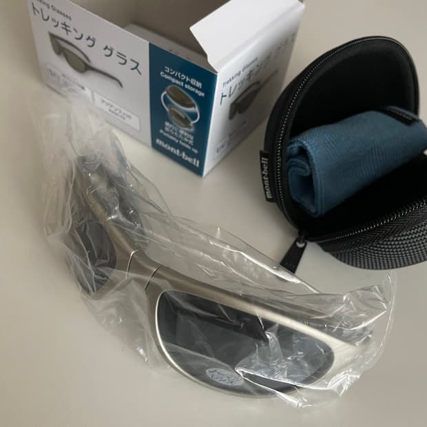 몽벨 트레킹 선글라스 실버