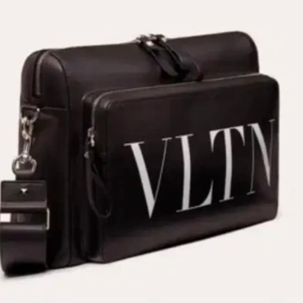 발렌티노 VLTN 로고 블랙 크로스(메신저)백