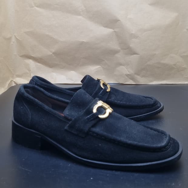 페라가모 스웨이드 남성로퍼275